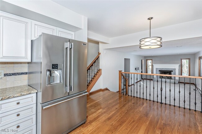 Building Photo - 6235 Sunnywood Dr