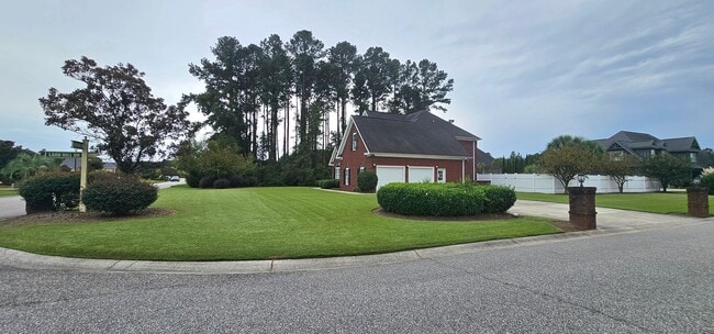 Building Photo - “Elegant 5-Bed Executive Home with Pool – Myrtle Beach’s Plantation Point”