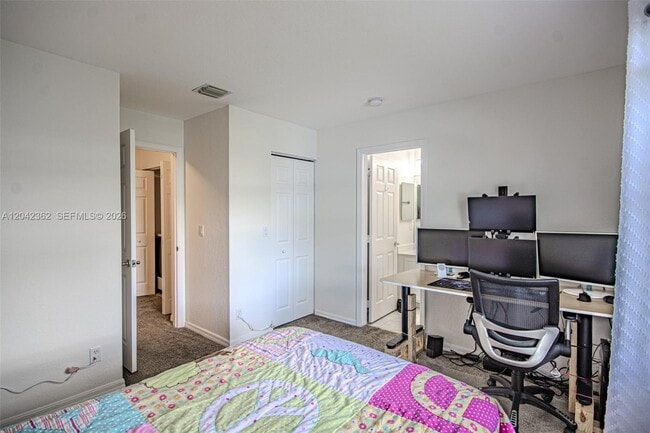 Building Photo - 16171 Sierra Palms Dr