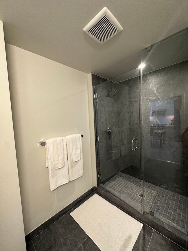 Building Photo - 3242 NW 3rd Ave