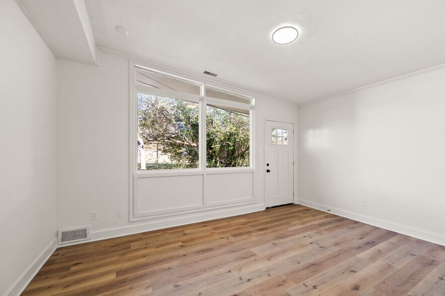 Building Photo - 3761 Avera Ave