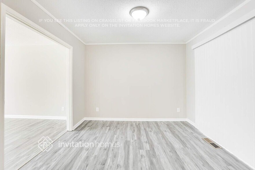 Building Photo - 394 Rays Rd
