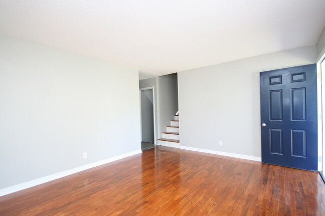 Building Photo - 611 Dawson Terrace NW