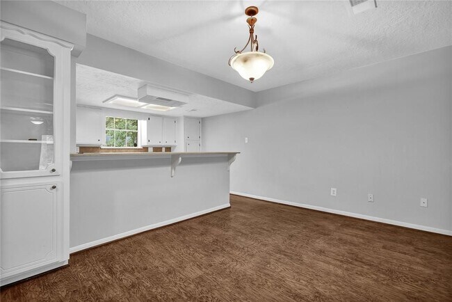 Primary Photo - 3022 Birch Creek Dr