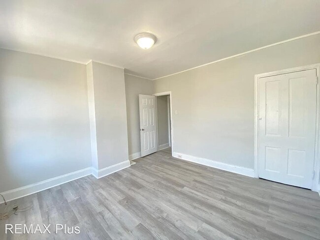 Building Photo - 2769 Helen St