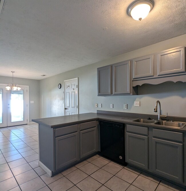 Building Photo - 8031 Resin Rd