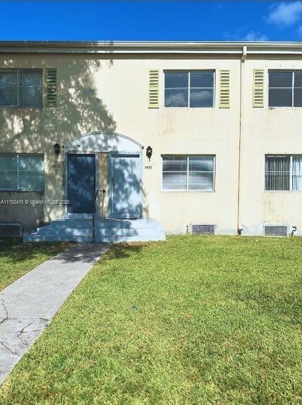 Primary Photo - 8457 NW 4th Ct