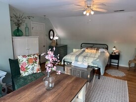 Building Photo - 81 Wiese Albert Rd