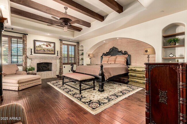 Building Photo - 1930 E Desert Willow Dr