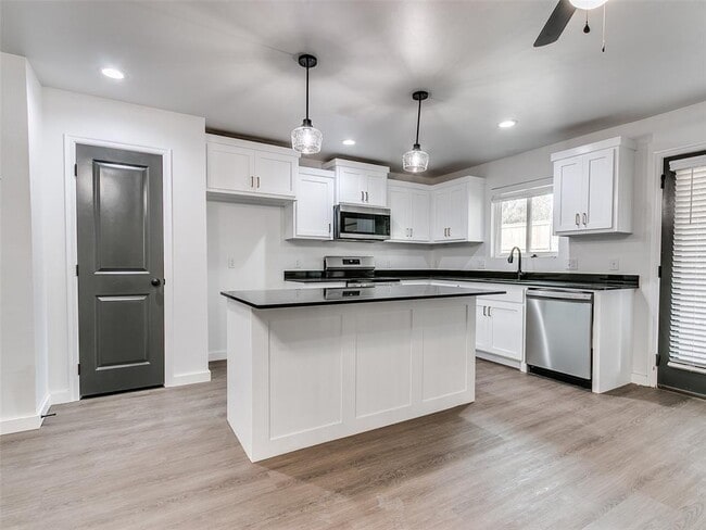 Building Photo - 13000 NW 3rd St