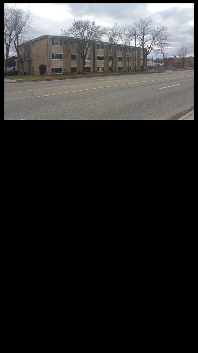 Building Photo - Whitney Arms