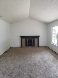 Building Photo - 9250 Medallion Way