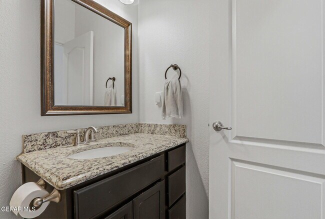 Building Photo - 7564 Wolf Creek Dr