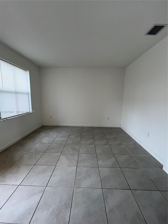 Building Photo - 10008 SW 228th Terrace