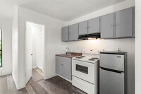 Building Photo - Goss Street Apartments