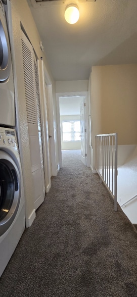 Building Photo - 9824 W Cornell Pl