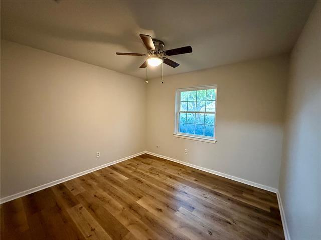 Building Photo - 5721 Carolyn Dr