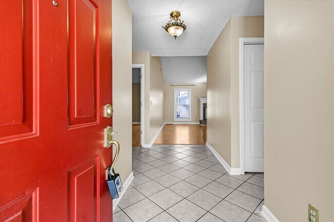 Building Photo - 111 Hopper Dr