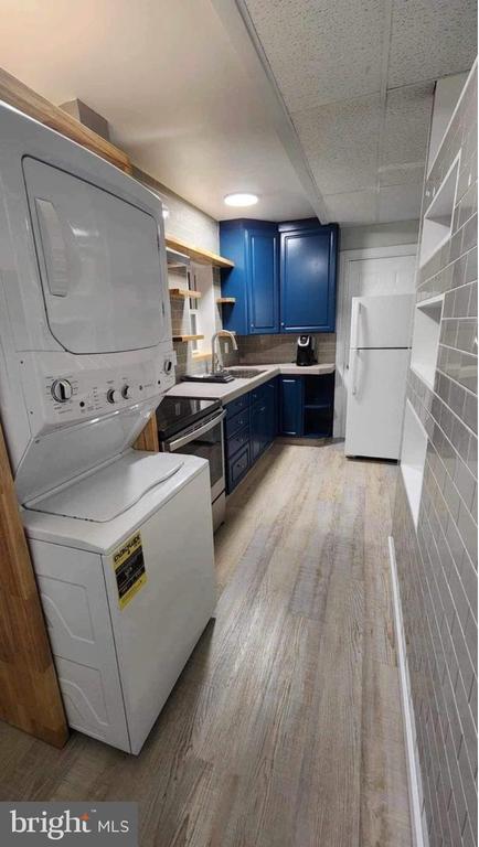 Building Photo - 7255 Moss Ln