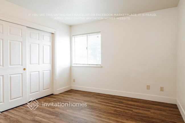 Building Photo - 238 Wren Dr