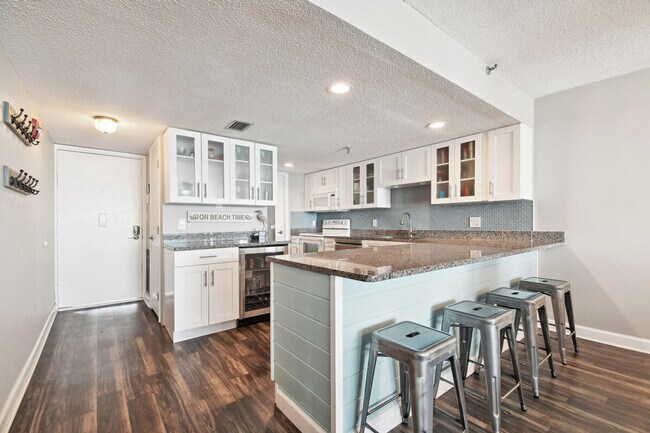 Building Photo - 15400 Gulf Blvd