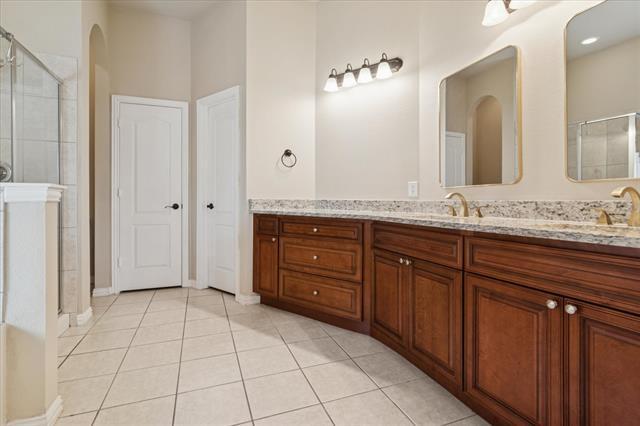 Building Photo - 1206 Antoinette Dr