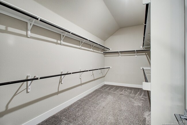 Building Photo - 1038 Cadogan Squire