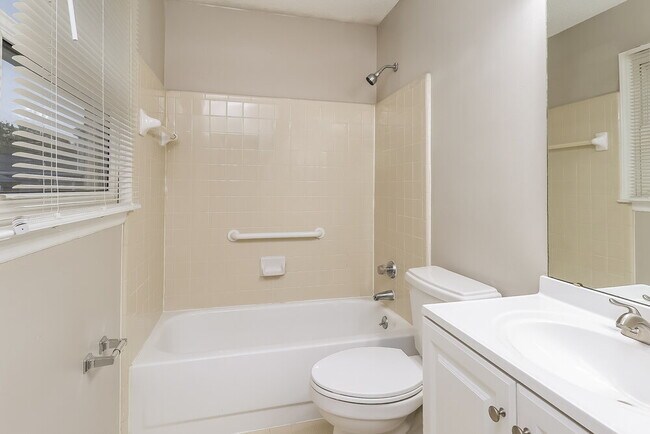 Building Photo - 12026 Lazy Willow Ln