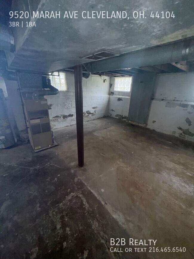 Building Photo - 9520 Marah Ave