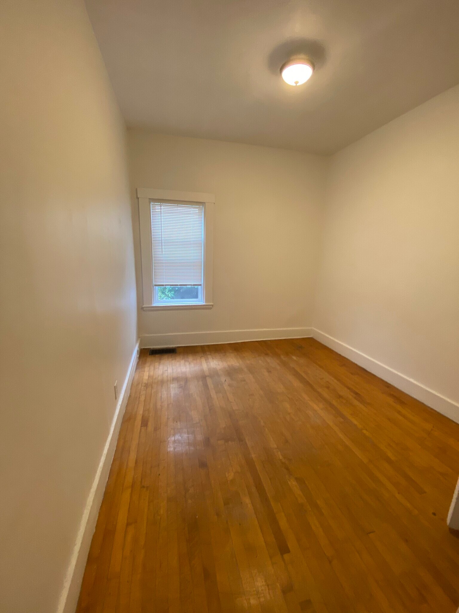 Building Photo - 150 5th St