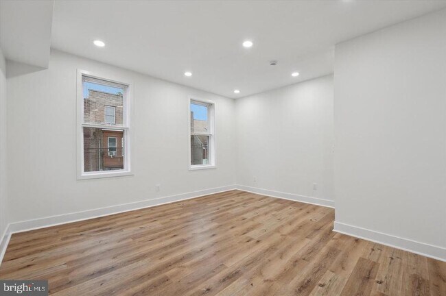 Building Photo - 1145 S 15th St