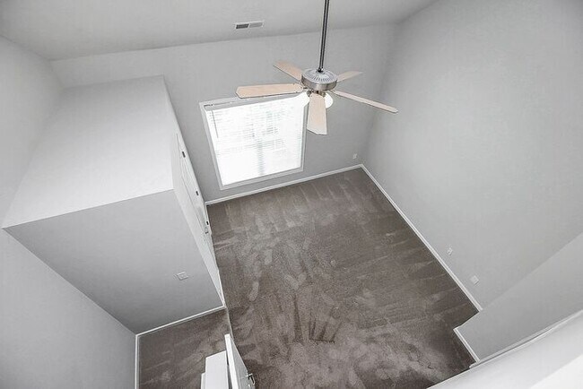 Building Photo - 2BD/2.5BA Townhome w/ ADDITIONAL LOFT in Market Street at Cedar Walk!