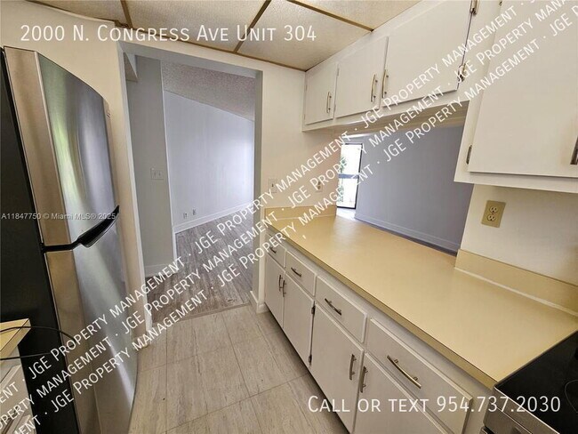 Building Photo - 2000 N Congress Ave