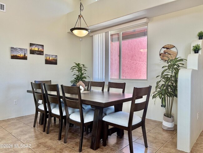 Building Photo - 8029 W Tree Frog Trail