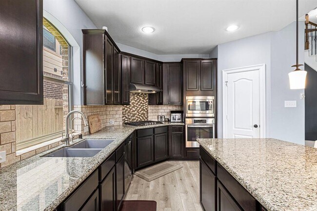 Building Photo - 16714 Radiant Lilac Trail
