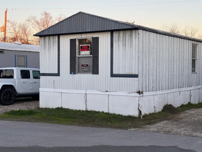 Building Photo - 4118 W Cedar Bayou Lynchburg Rd