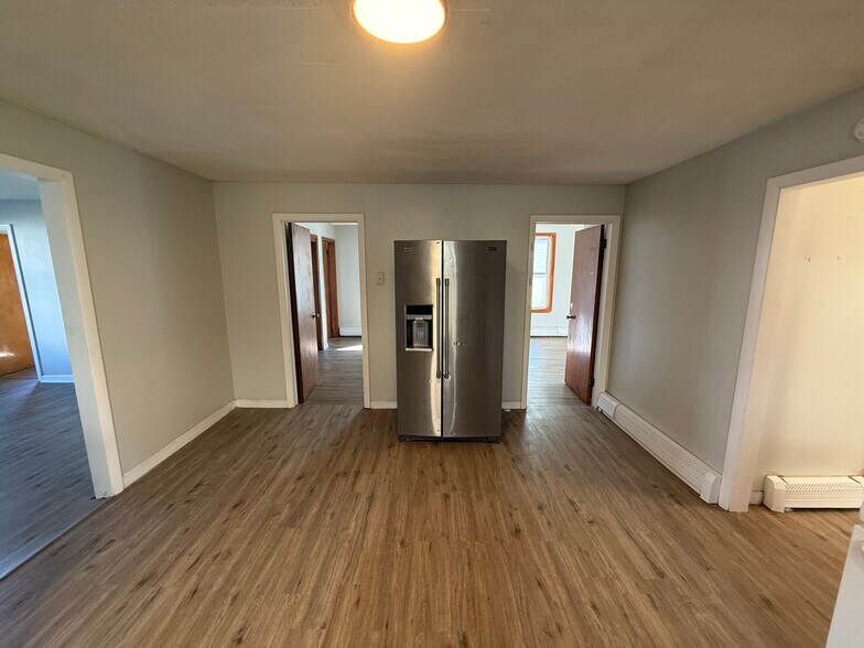 Stainless Steel refrigerator - 45 Union St