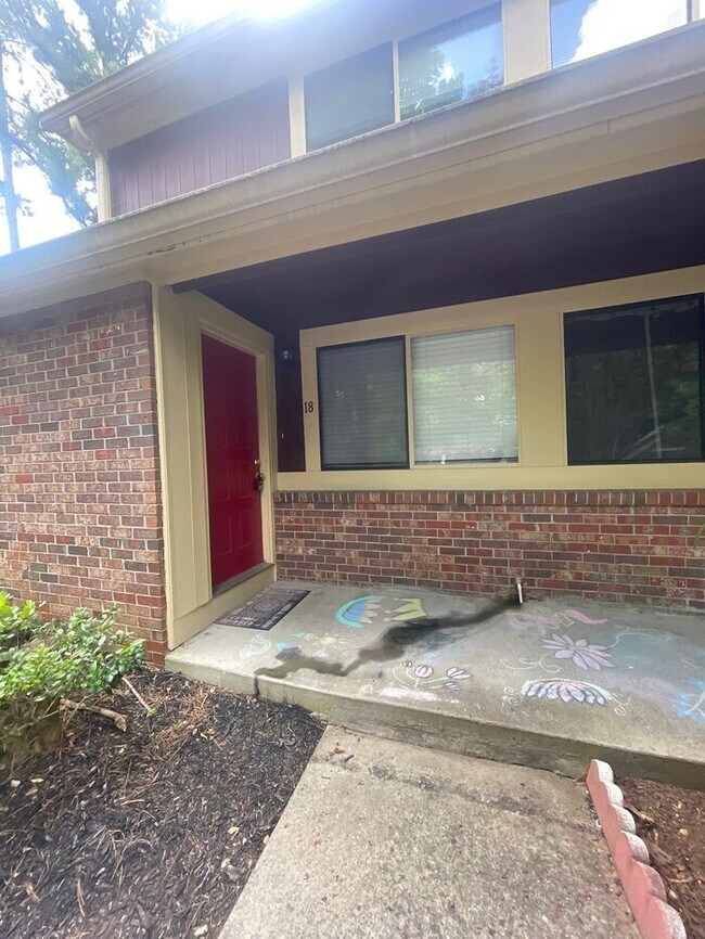 Building Photo - 18 Country Pl Ct