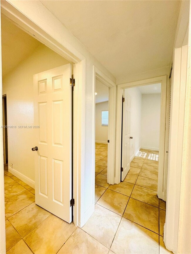 Building Photo - 3370 Frow Ave
