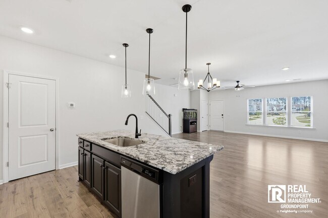 Building Photo - Nexton Townhome | 3BR + Garage | North Creek Village