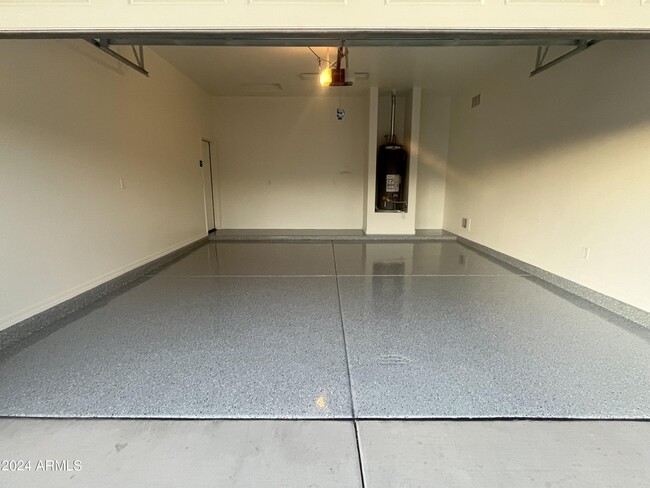 Building Photo - 442 W Golden Aspen Dr