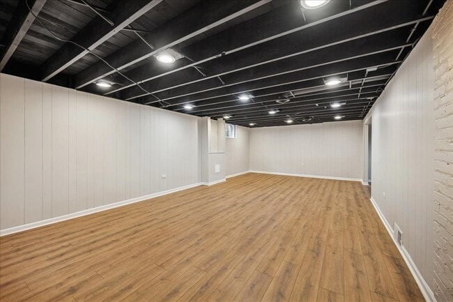 Building Photo - 1001 Longaker Rd