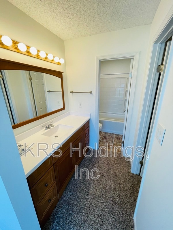 Building Photo - 1330 Rica Ct