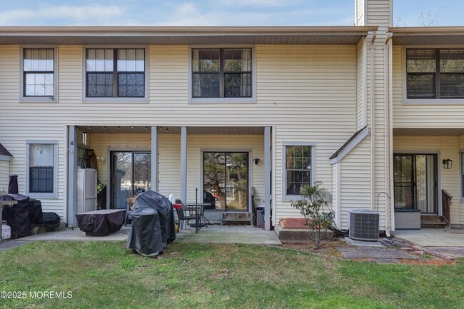 Building Photo - 1903 Breckenridge Pl