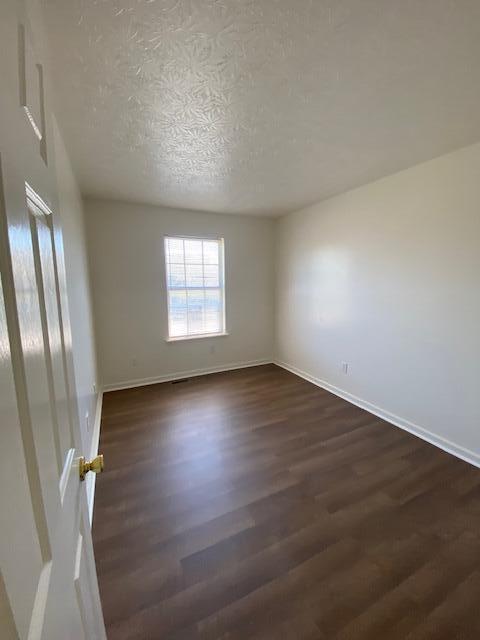 Building Photo - 201-203-203 Tanbark Dr