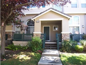 Building Photo - BEAUTIFUL THREE FLOOR 3BD/2.5BA HOME IN DANVILLE CA!!!!!