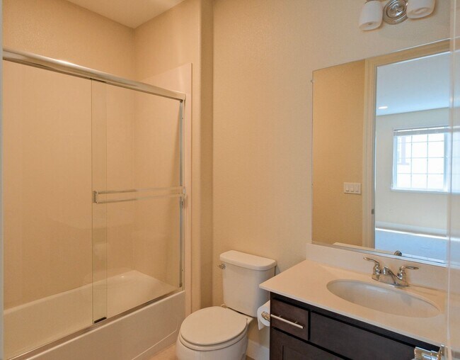 Building Photo - 6536 Terrace Ridge Ct