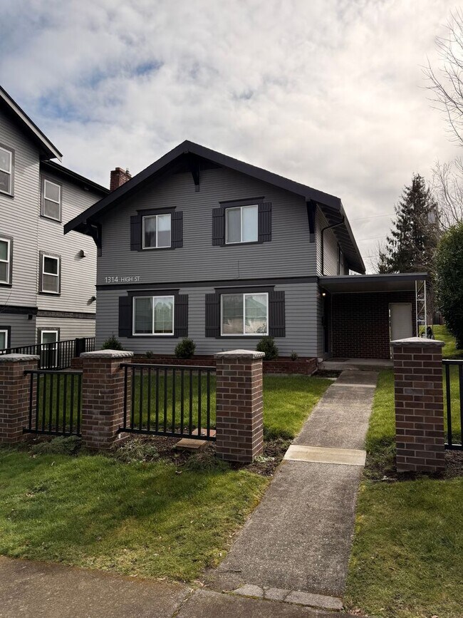 Building Photo - 1314 High St