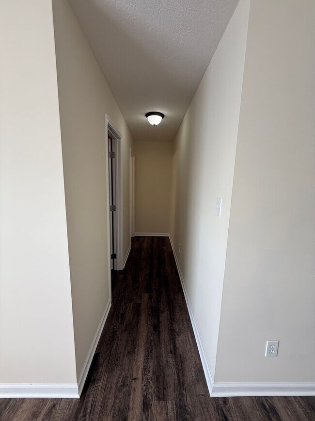 Building Photo - Charming 3 Bedroom 2.5 Bath townhome in Powell