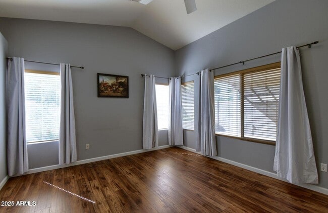 Building Photo - 2897 E Terrace Ave